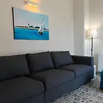 Deluxe La Terrazza Sul Mare Apartment