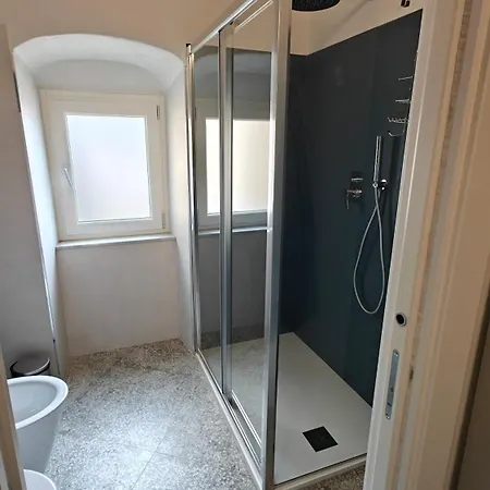 Deluxe La Terrazza Sul Mare * دْيانو مارينا